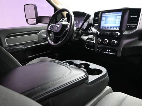 Used 2019 RAM 2500 Big Horn image 11