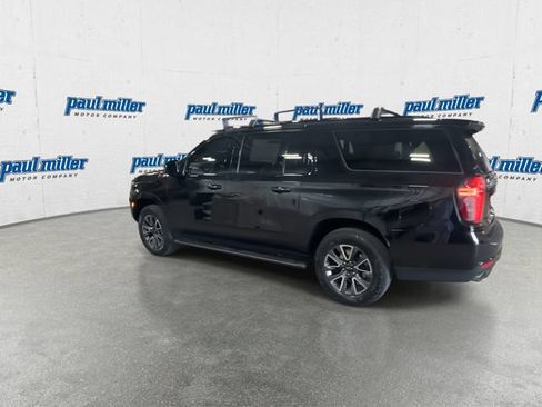 Used 2023 Chevrolet Suburban Z71 w/ Z71 Off-Road Package AWD/4WD image 8