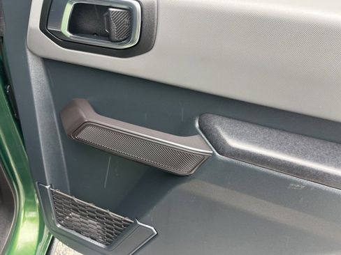 Used 2024 Ford Bronco Black Diamond image 25