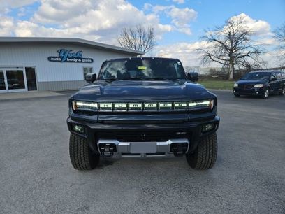 New 2025 GMC Hummer EV 2X