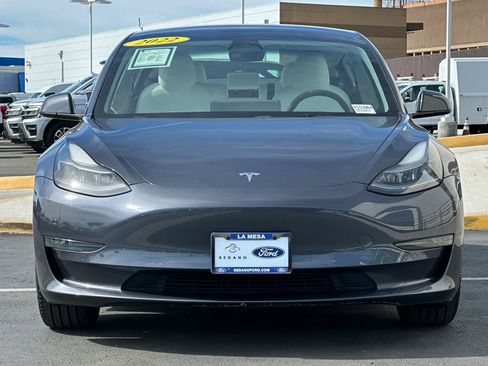 Used 2022 Tesla Model 3 Long Range image 8