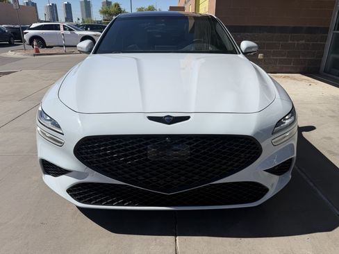 Used 2022 Genesis G70 3.3T RWD image 10