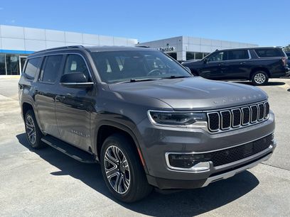 Used 2024 Jeep Wagoneer Series II w/ Flexible Seating Group