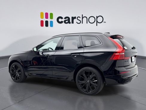 Used 2024 Volvo XC60 B5 Ultimate w/ Protection Package Premier AWD/4WD image 3