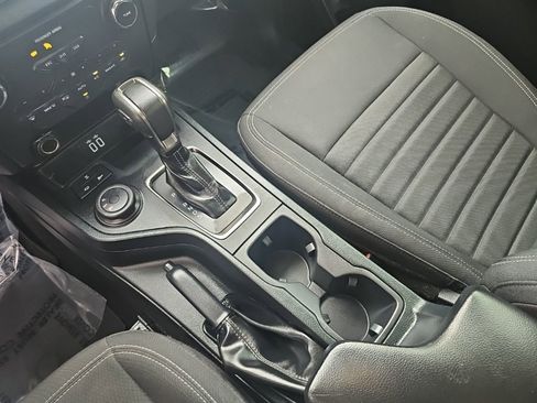 Used 2022 Ford Ranger XLT w/ Equipment Group 301A Mid AWD/4WD image 18