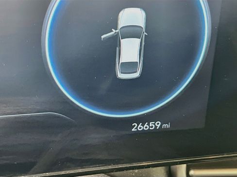 Used 2023 Hyundai Elantra SEL w/ Convenience Package FWD image 12