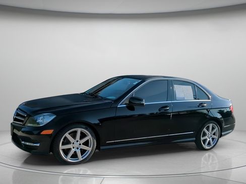 Used 2014 Mercedes-Benz C 300 4MATIC Sedan image 14