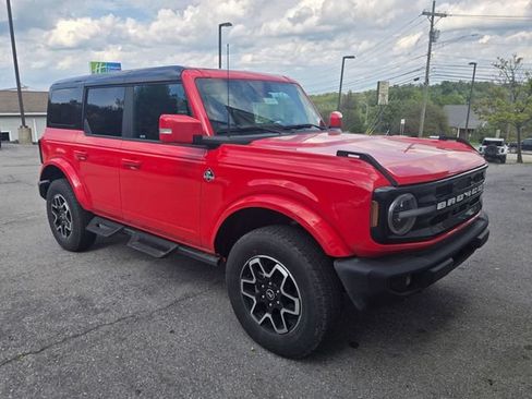 Used 2024 Ford Bronco Outer Banks AWD/4WD image 4