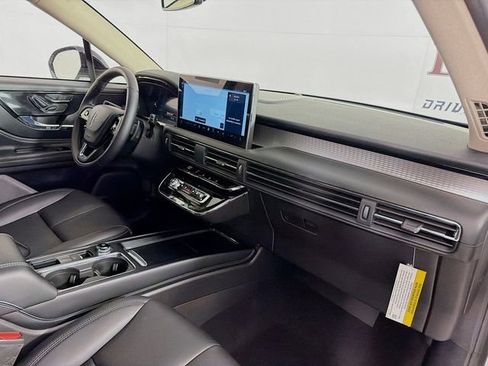 New 2026 Lincoln Corsair Premiere AWD/4WD image 33