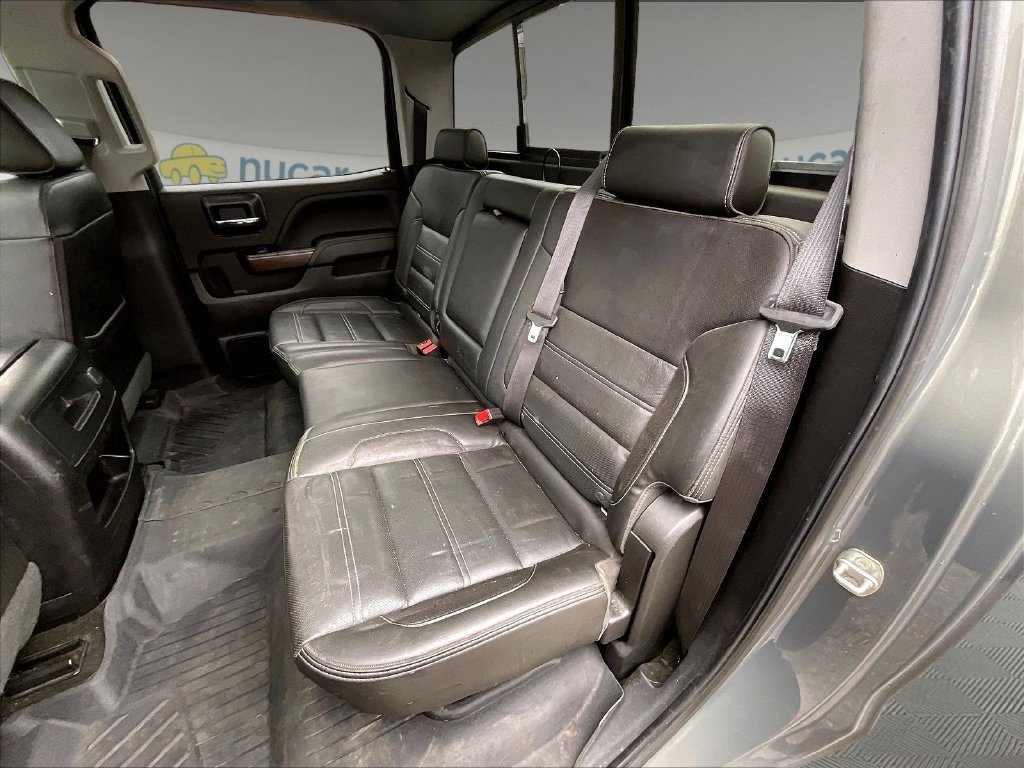 Used 2018 GMC Sierra 2500 Denali w/ Duramax Plus Package AWD/4WD image 14