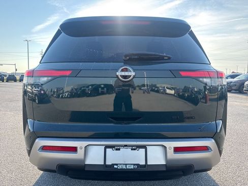 Used 2023 Nissan Pathfinder SL w/ Lighting Package (N92) AWD/4WD image 5