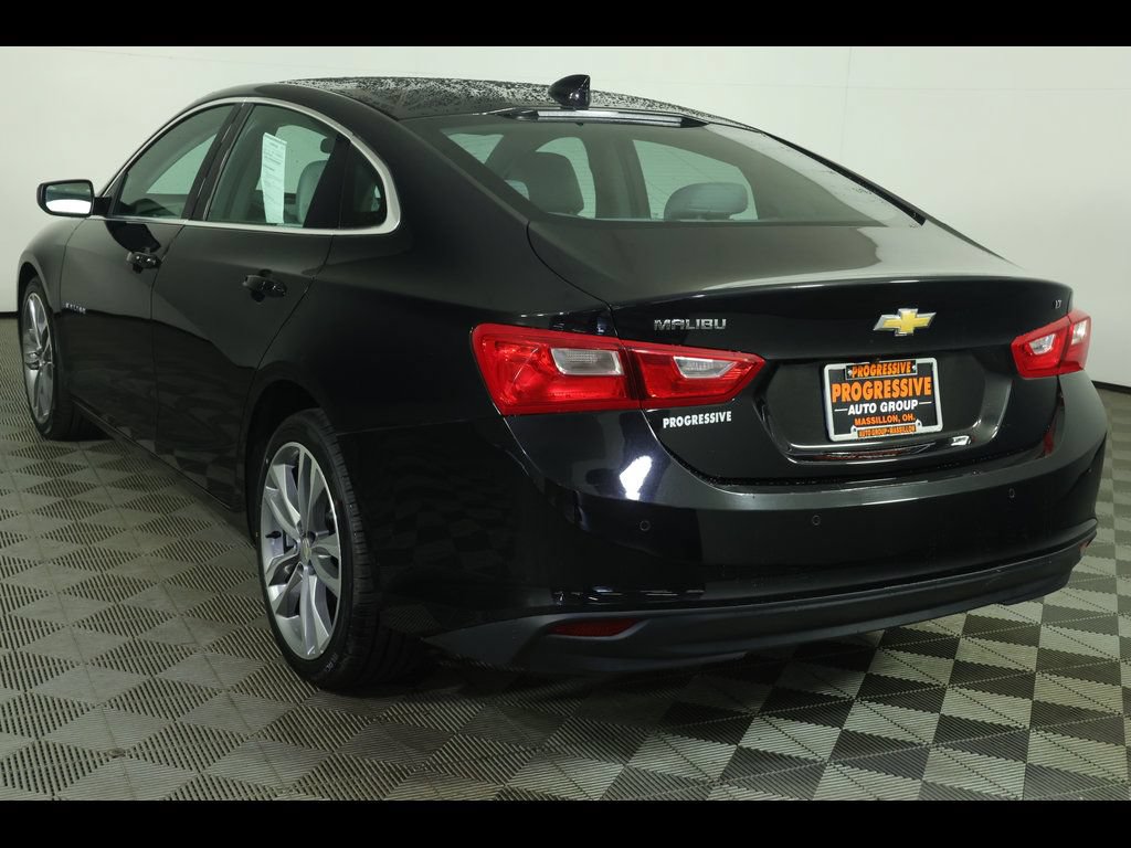 Used 2025 Chevrolet Malibu LT FWD image 14