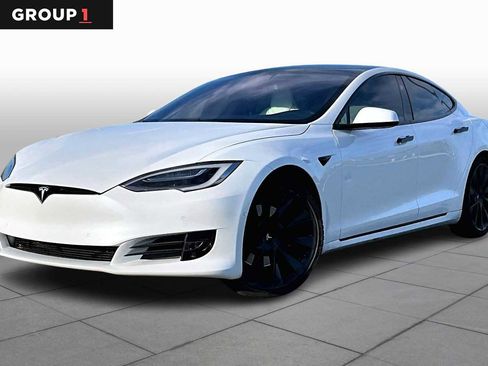 Used 2018 Tesla Model S 75D image 1