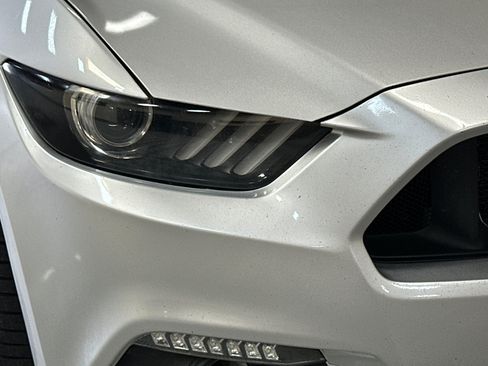 Used 2016 Ford Mustang Coupe RWD image 42