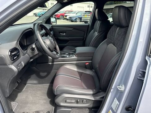 Used 2026 Honda Pilot Black Edition image 17