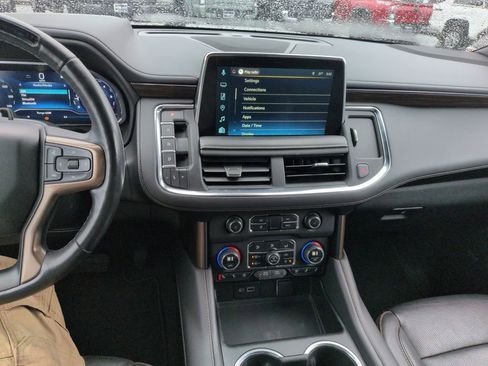 Used 2023 Chevrolet Tahoe High Country w/ Advanced Technology Package image 17