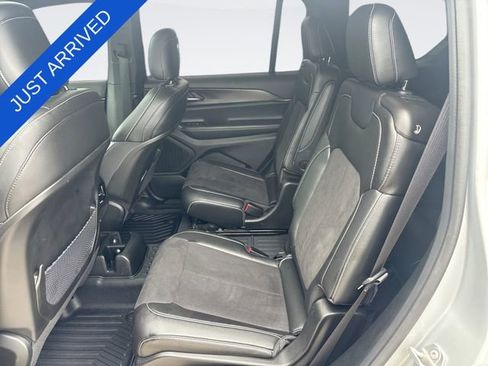 Used 2023 Jeep Grand Cherokee L Laredo AWD/4WD image 22