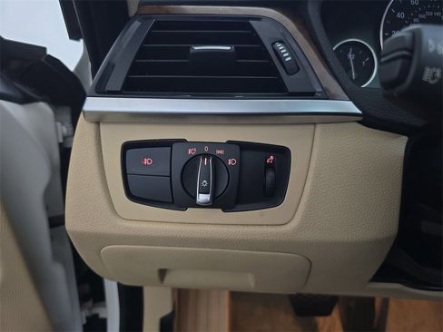 Used 2014 BMW 435i Coupe image 25