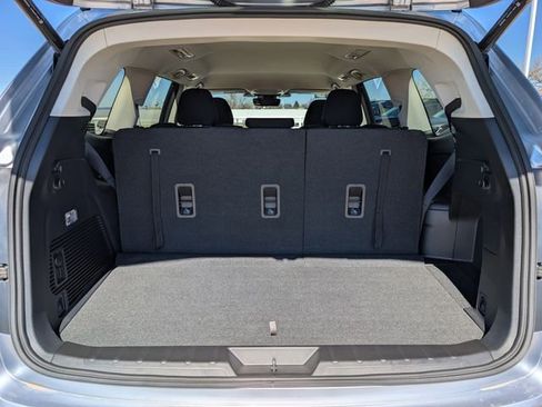 Used 2023 Subaru Ascent Premium w/ Convenience Package image 22