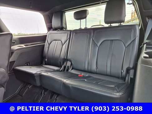 Used 2021 Ford Expedition Limited RWD image 40