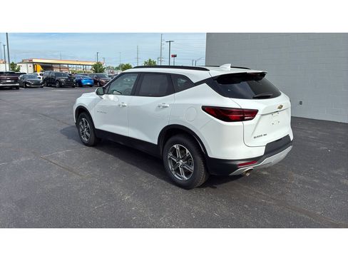 Used 2023 Chevrolet Blazer LT w/ Convenience Package AWD/4WD image 4