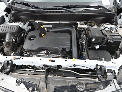 Used 2024 Chevrolet Equinox RS w/ RS Leather Package FWD image 33