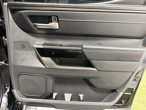 Used 2024 Toyota Tundra Limited image 21