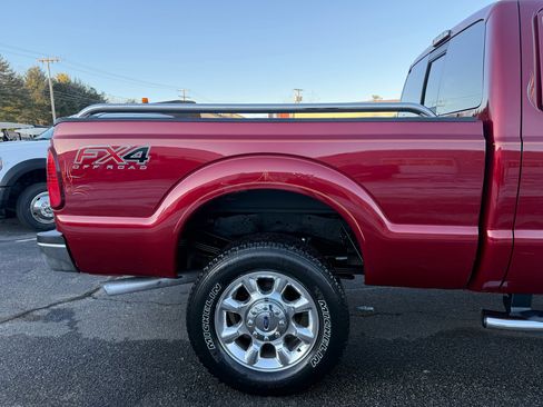 Used 2014 Ford F350 Lariat image 16