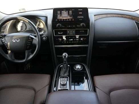 Certified 2024 INFINITI QX80 Premium Select w/ Cargo Package image 7