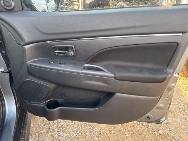 Used 2026 Mitsubishi Outlander Sport ES AWD/4WD image 12