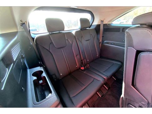 Used 2024 Kia Sorento S w/ Panoramic Sunroof Package image 25