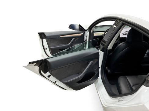 Certified 2023 Tesla Model 3 Standard Range RWD image 10