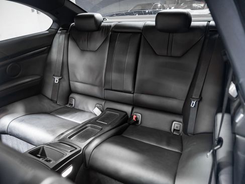 Used 2011 BMW M3 Coupe image 28