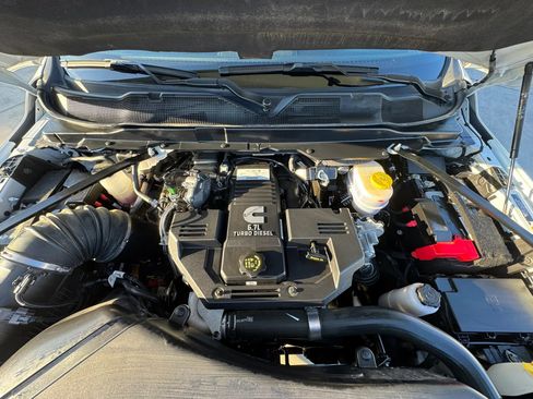Used 2024 RAM 3500 Big Horn image 27