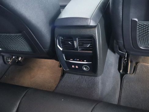 Used 2020 BMW 330i Sedan w/ M Sport Package image 37