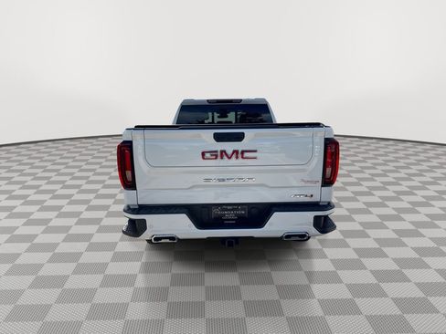 Certified 2024 GMC Sierra 1500 AT4 w/ AT4 Preferred Package AWD/4WD image 10