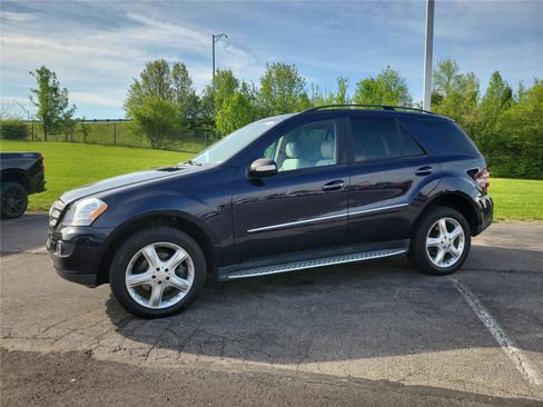 Used 2008 Mercedes-Benz ML 320 4MATIC image 1