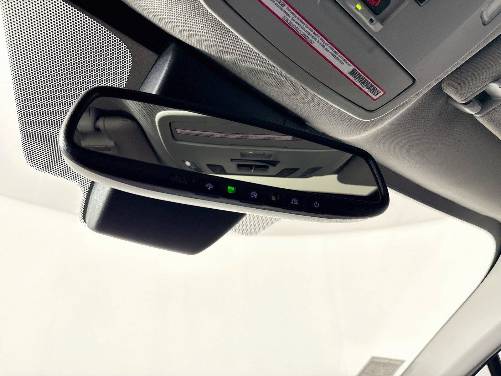 Certified 2024 Toyota Sienna XLE FWD image 22