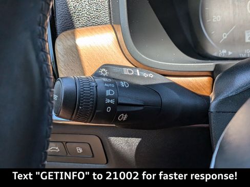 Used 2019 Volvo S90 T8 Inscription w/ Advanced Package image 32