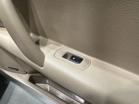 Used 2010 Chevrolet Corvette Grand Sport w/ Preferred Equipment Group image 14