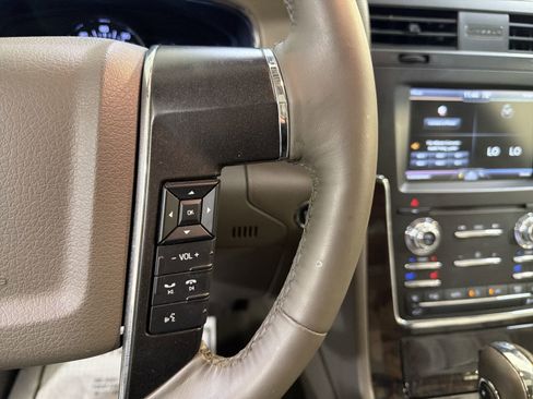 Used 2015 Lincoln Navigator 2WD image 15