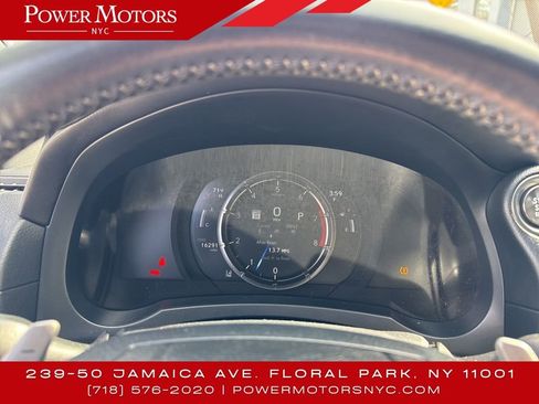Used 2022 Lexus IS 350 F Sport image 36