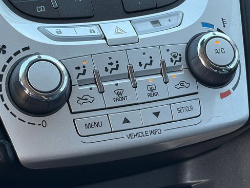 Used 2014 Chevrolet Equinox LS FWD image 25