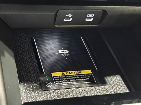 Used 2023 Honda Accord Touring image 10