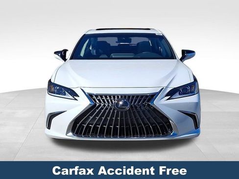 Used 2024 Lexus ES 350 image 3