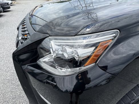 Used 2019 Lexus GX 460 Premium AWD/4WD image 6