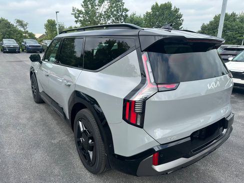 New 2026 Kia EV9 GT-Line image 7