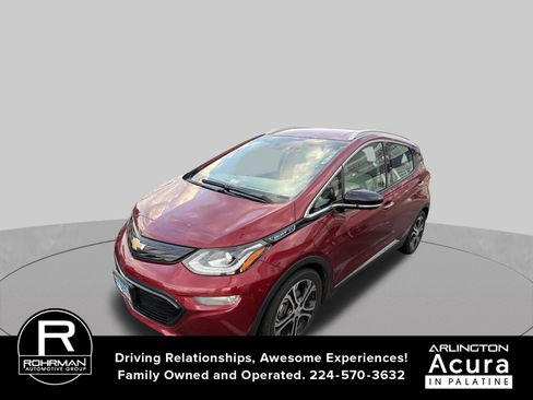 Used 2020 Chevrolet Bolt Premier w/ Infotainment Package FWD image 3