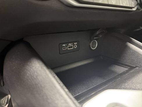 Used 2025 Nissan Altima 2.5 SV FWD image 25
