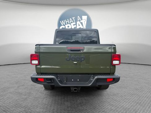 Used 2022 Jeep Gladiator Sport AWD/4WD image 5